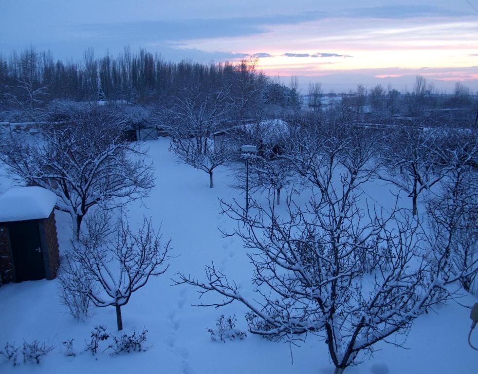Three Jugs B&B Jrvezh Cameră foto